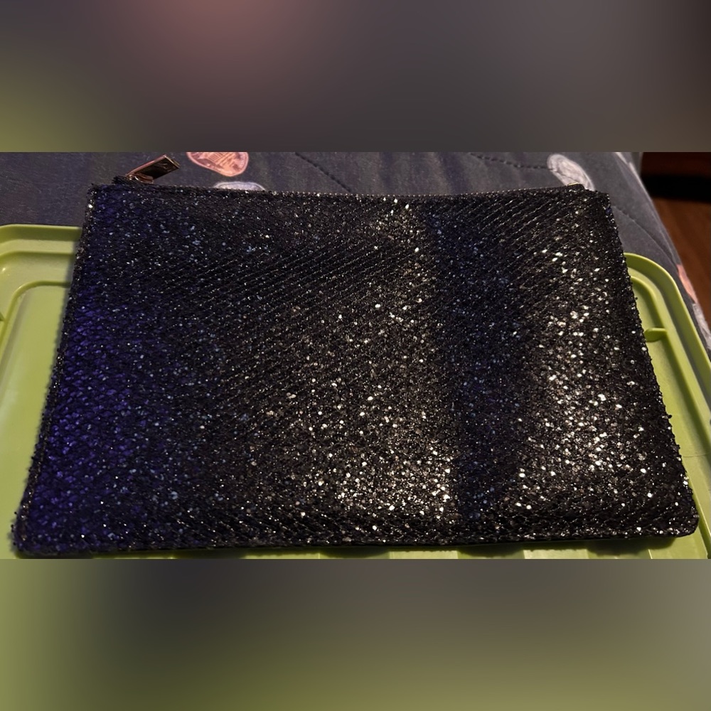 No 7 cosmetic bag
